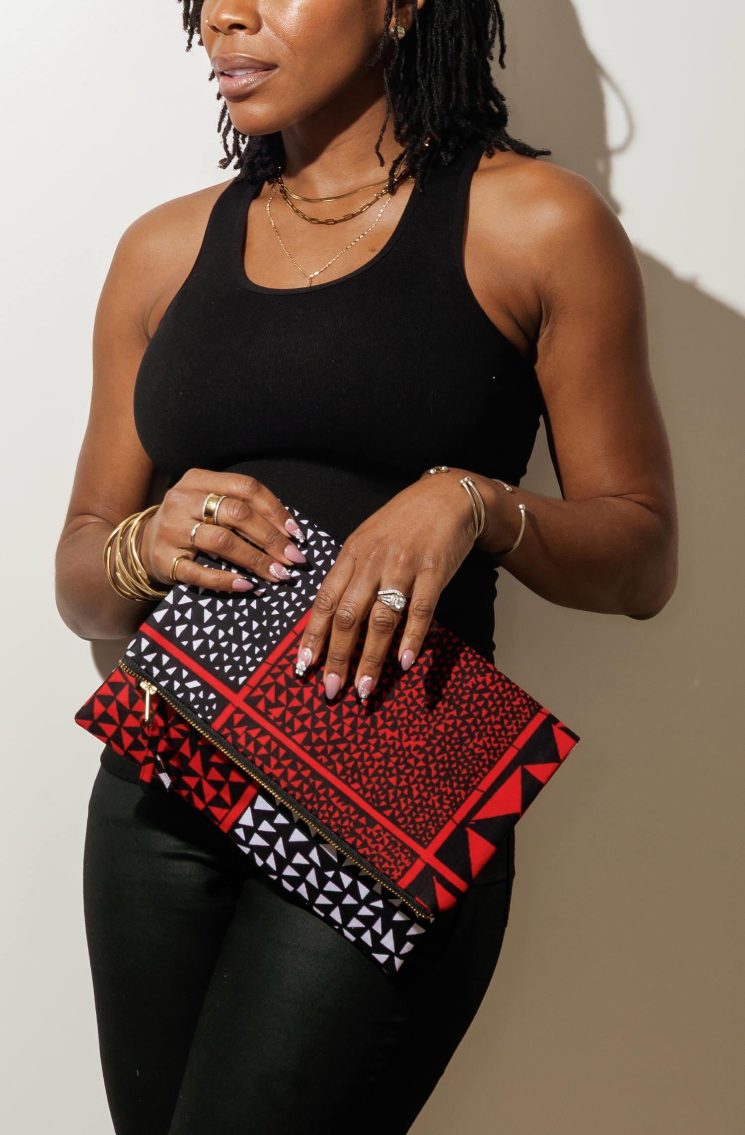 Clutch - Red Triangles